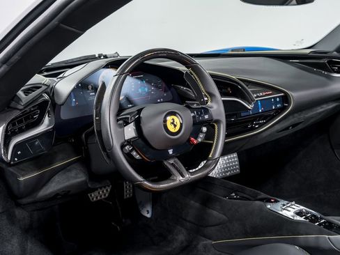 Used 2024 Ferrari SF90 Spider image 11