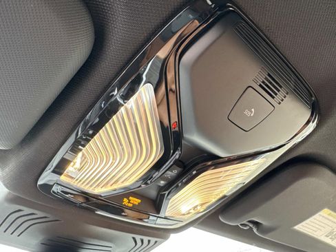 Used 2020 BMW X3 xDrive30i w/ Premium Package image 24