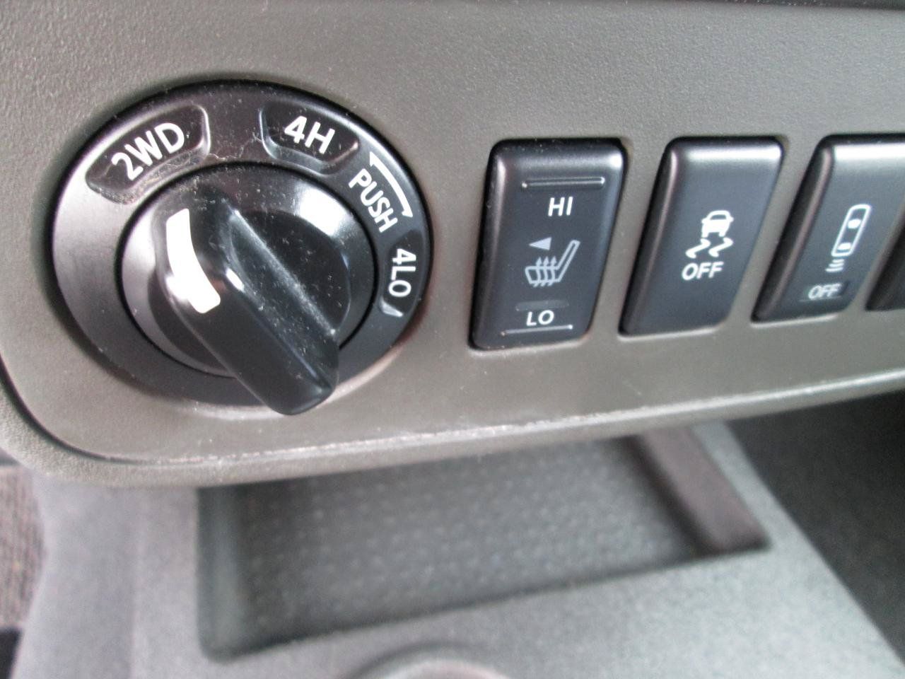 Used 2020 Nissan Frontier SV AWD/4WD image 35
