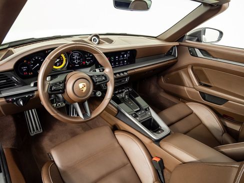 Certified 2024 Porsche 911 Targa 4S image 5