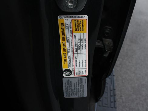 Used 2017 GMC Canyon SLT AWD/4WD image 36