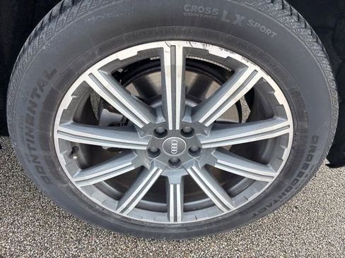 Used 2019 Audi Q7 3.0T Prestige image 6