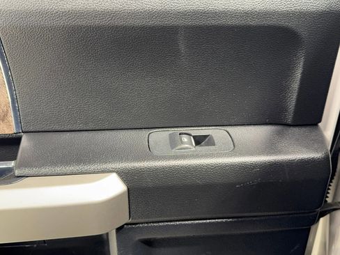 Used 2017 Ford F250 Lariat w/ Lariat Value Package image 24