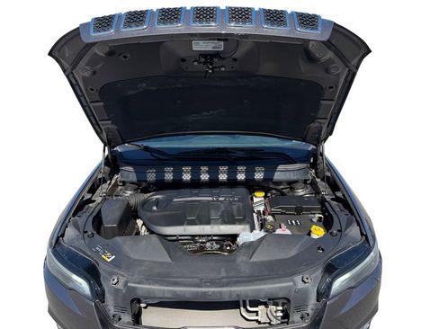 Used 2019 Jeep Cherokee Limited image 20