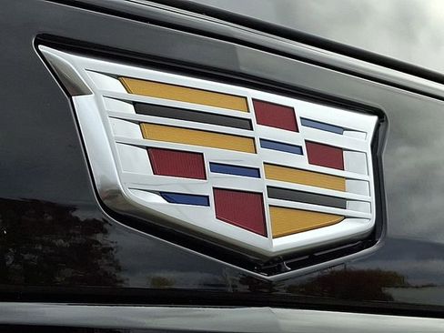 Certified 2025 Cadillac Escalade Sport Platinum w/ LPO, Floor Liner Package image 30