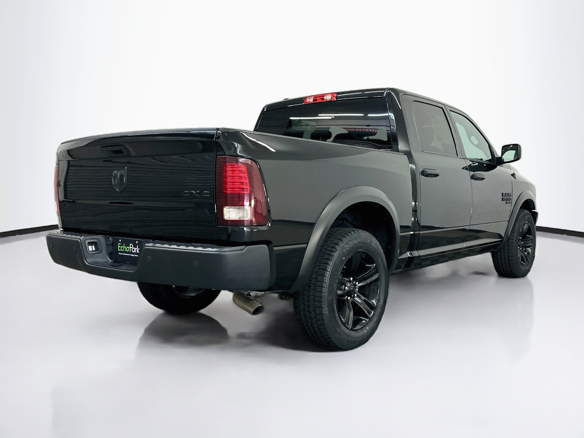 Used 2024 RAM 1500 Warlock AWD/4WD image 9