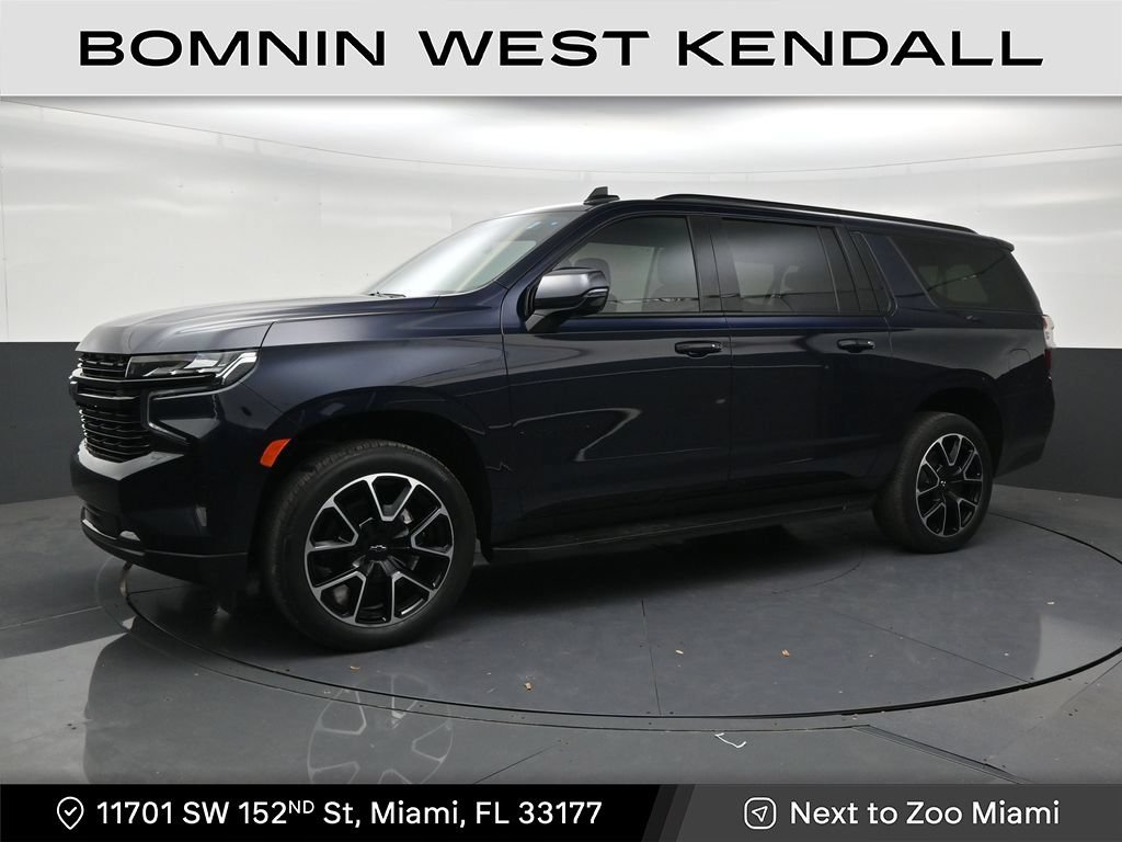 Used 2024 Chevrolet Suburban RST w/ Luxury Package RWD image 1