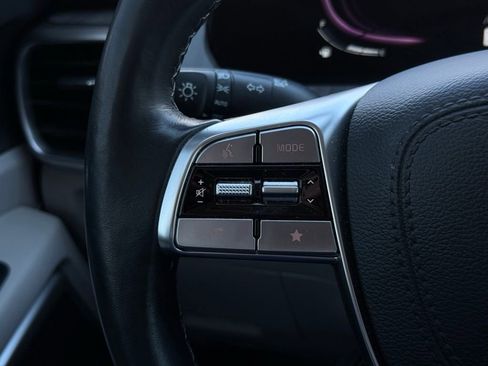 Certified 2023 Kia Telluride EX w/ EX Captain's Chair Package image 34