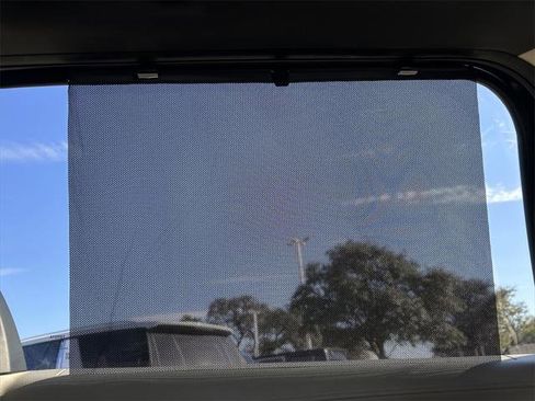 Certified 2023 Toyota Sienna XLE image 28