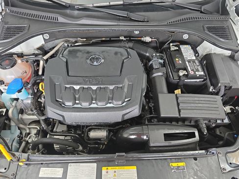 Used 2021 Volkswagen Passat 2.0T R-Line FWD image 30