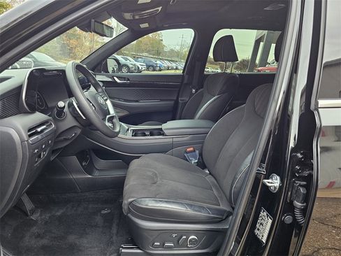 Certified 2025 Hyundai Palisade Calligraphy image 13