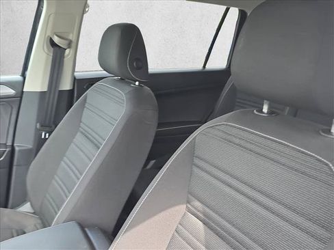Used 2023 Volkswagen Tiguan S FWD image 17