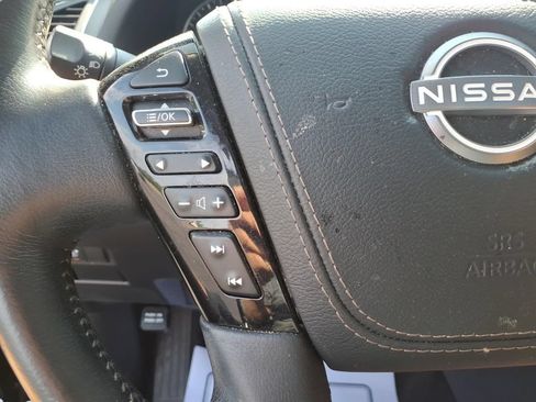 Used 2021 Nissan Armada Platinum w/ Captain's Chairs Package RWD image 18