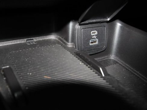 Used 2025 Ford Bronco Outer Banks AWD/4WD image 19