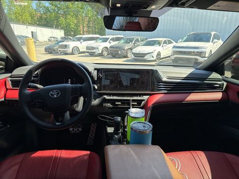 Used 2025 Toyota Camry XSE image 8