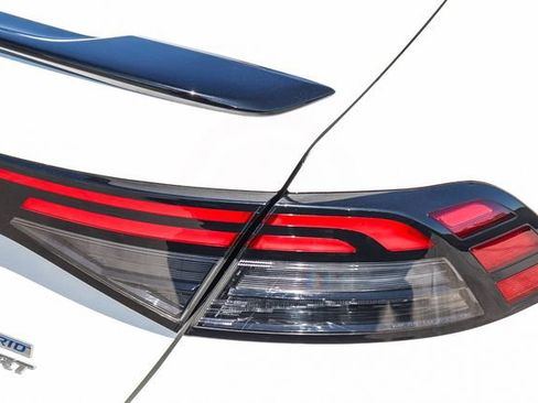 Used 2024 Honda Accord Sport image 9