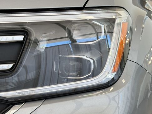 New 2026 Volkswagen Atlas SE FWD image 11