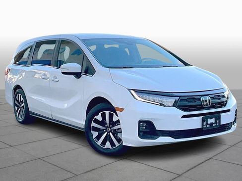 Used 2025 Honda Odyssey EX-L image 2