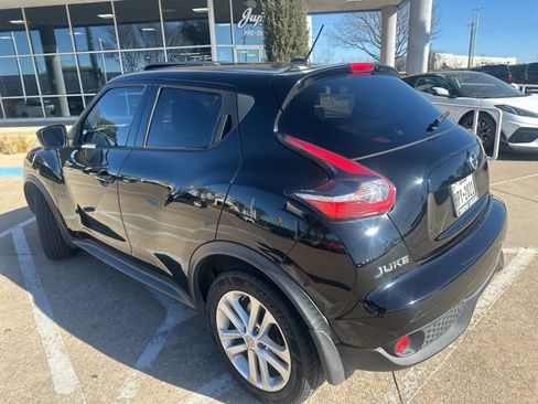 Used 2016 Nissan Juke SV w/ Technology Package image 4