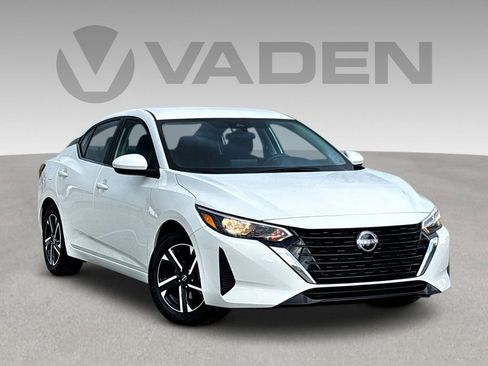 Used 2024 Nissan Sentra SV FWD image 1