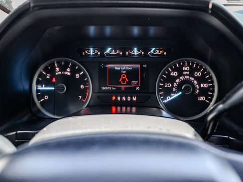 Used 2019 Ford F150 XLT w/ Equipment Group 302A Luxury AWD/4WD image 19