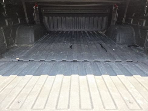 Used 2024 Chevrolet Silverado 1500 LT AWD/4WD image 16