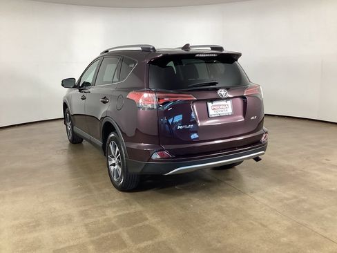 Used 2017 Toyota RAV4 XLE w/ Plus Extra Value Package FWD image 7