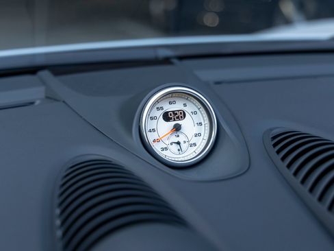 Certified 2025 Porsche 718 Boxster S RWD image 34