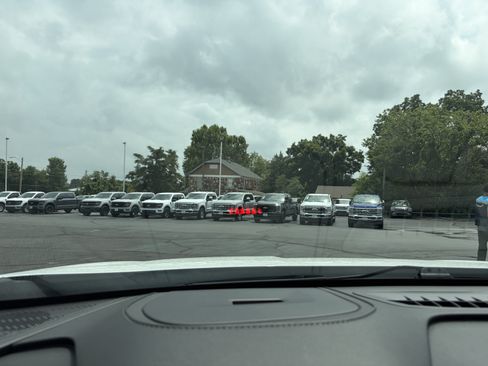 Used 2025 Buick Enclave Preferred FWD image 28