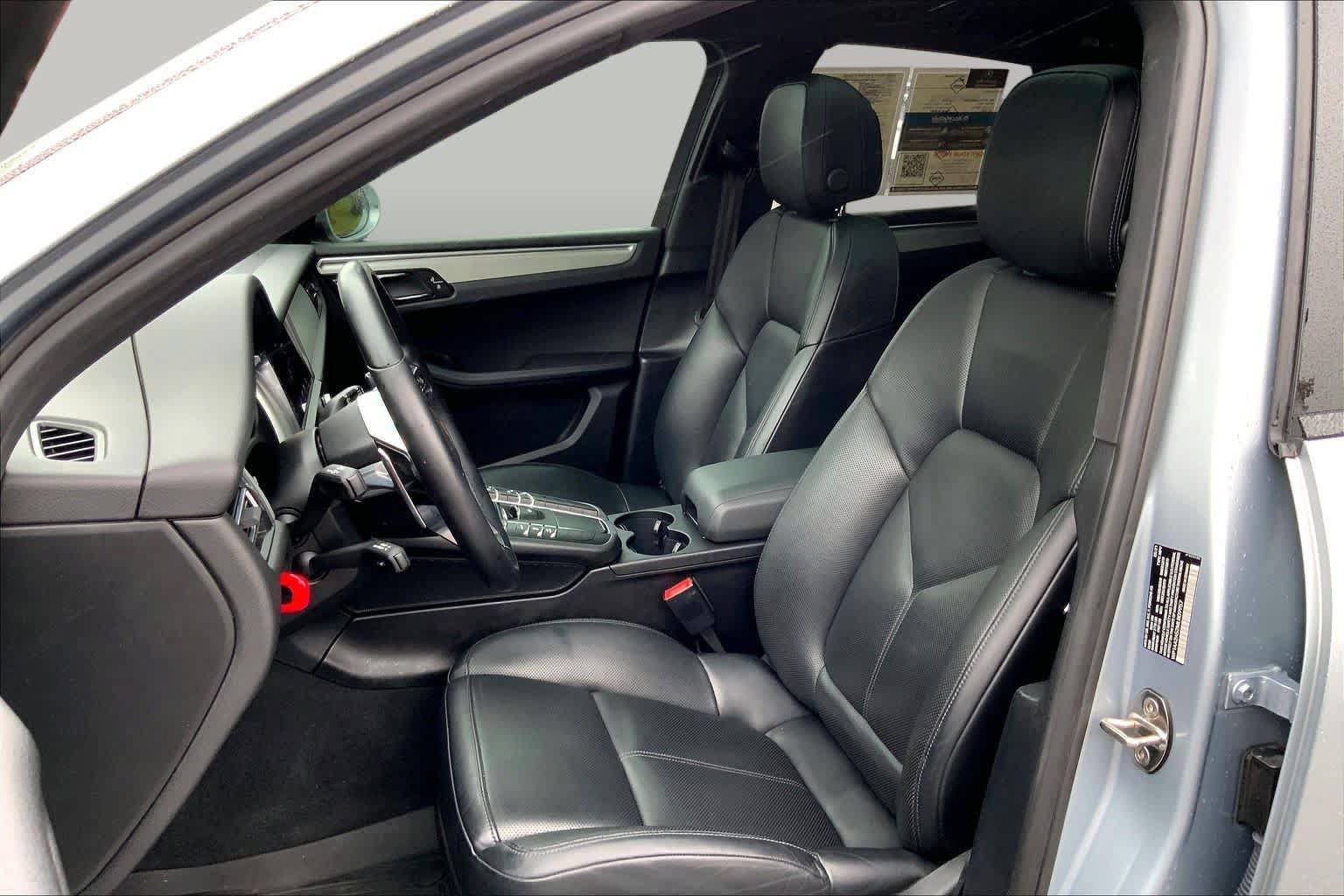 Used 2021 Porsche Macan AWD/4WD image 9