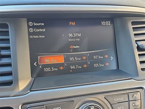 Certified 2020 Nissan Pathfinder SL image 16