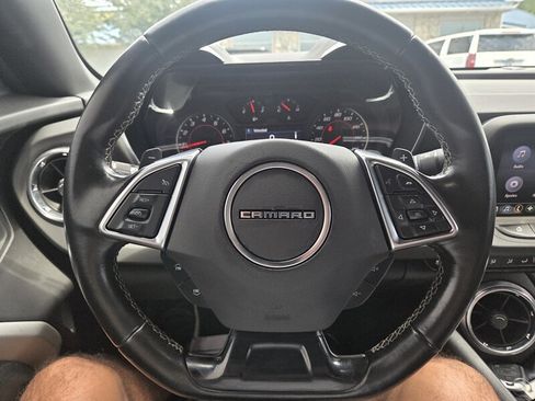 Used 2020 Chevrolet Camaro LT w/ Technology Package RWD image 12