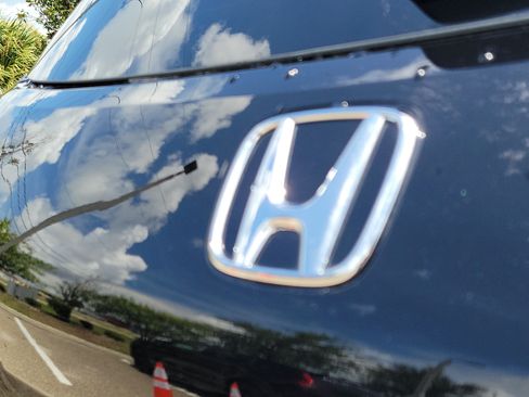 Used 2024 Honda HR-V Sport image 6