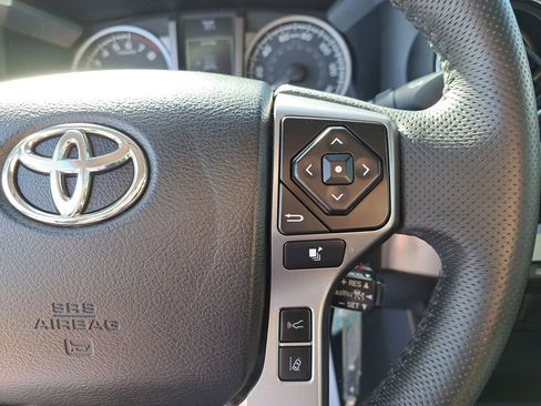 Used 2021 Toyota Tacoma SR5 image 18