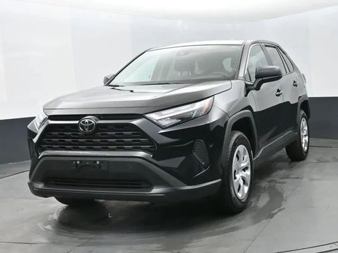 Used 2025 Toyota RAV4 LE image 1