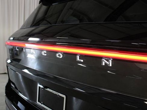 New 2026 Lincoln Navigator Reserve AWD/4WD image 63