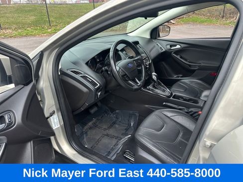Used 2015 Ford Focus Titanium image 11
