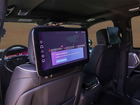 Used 2025 Cadillac Escalade Sport Platinum w/ LPO, ONYX Package image 26