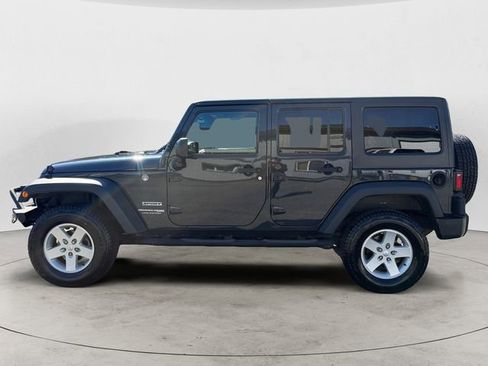 Used 2018 Jeep Wrangler Unlimited Sport S AWD/4WD image 2