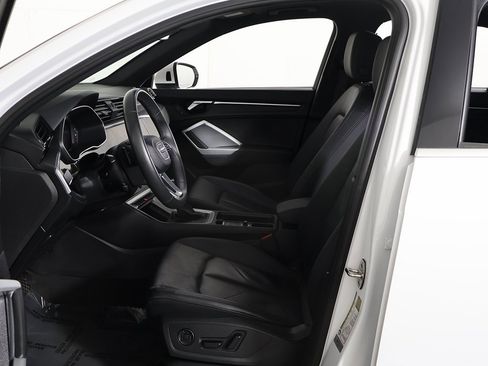Used 2025 Audi Q3 2.0T Premium image 26