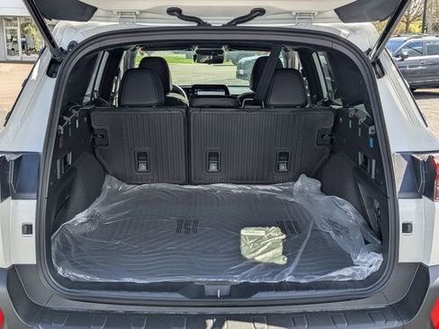 New 2026 Subaru Outback Touring AWD/4WD image 32