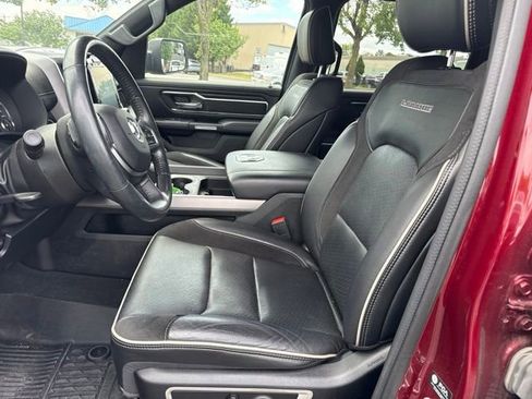 Used 2023 RAM 1500 Laramie AWD/4WD image 7