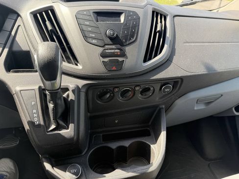 Used 2017 Ford Transit 350 RWD image 7