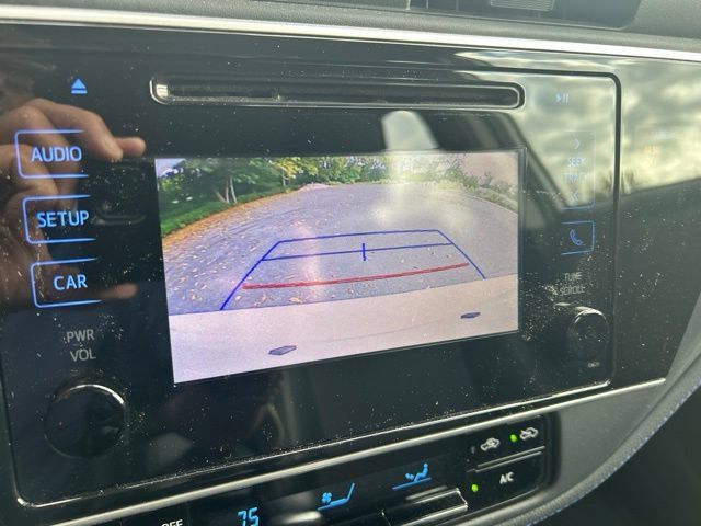 Used 2019 Toyota Corolla SE FWD image 20