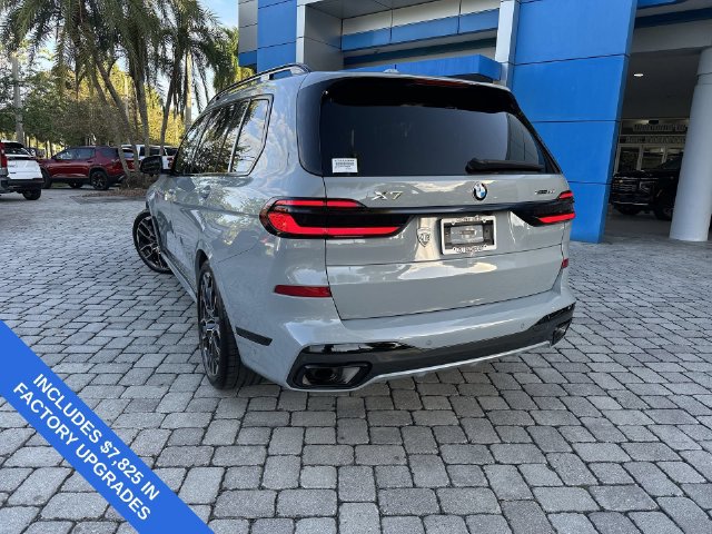 Used 2026 BMW X7 xDrive40i w/ M Sport Package AWD/4WD image 12