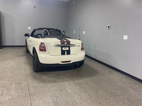 Used 2014 MINI Cooper Roadster image 12