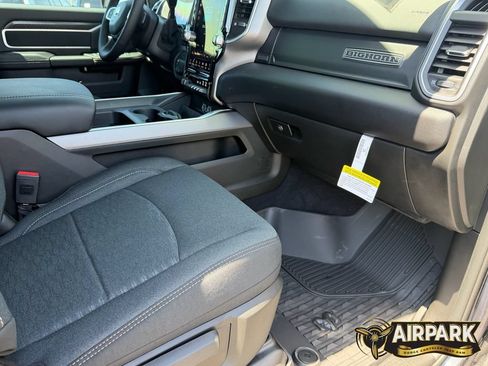New 2026 RAM 2500 Big Horn AWD/4WD image 13