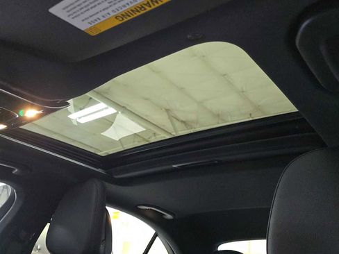 Used 2022 Mercedes-Benz C 300 4MATIC Sedan image 22