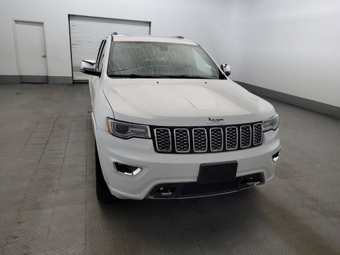 Used 2017 Jeep Grand Cherokee Overland AWD/4WD image 14