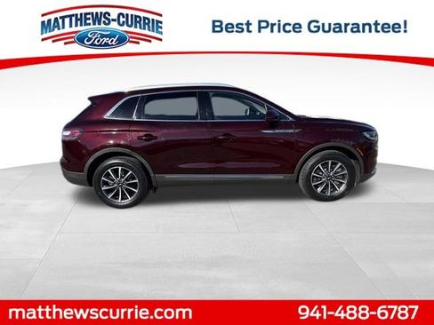 Used 2022 Lincoln Nautilus FWD image 3